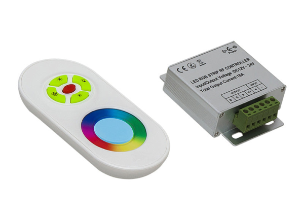Ovládač pre LED pásik RGB BLOW 70-817 dotykový Ovládač pre LED pásik RGB BLOW 70-817 dotykový